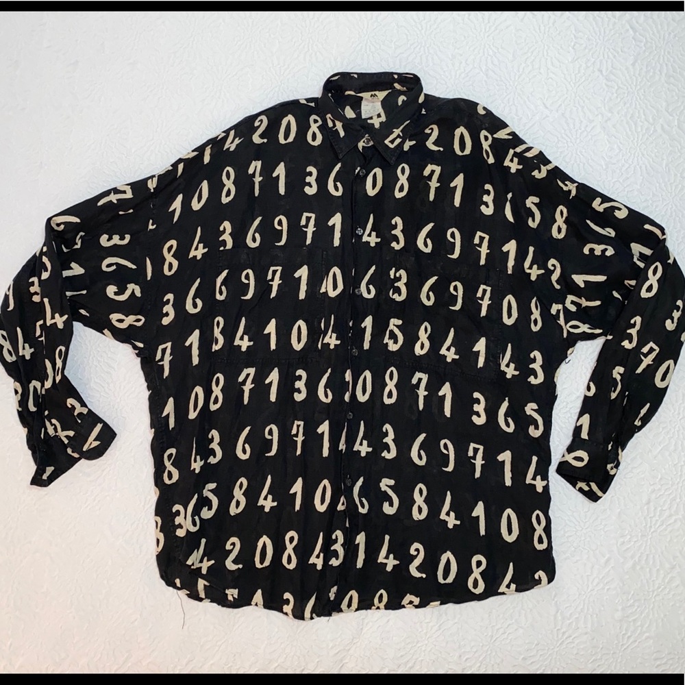 Vintage long sleeve numbers button up